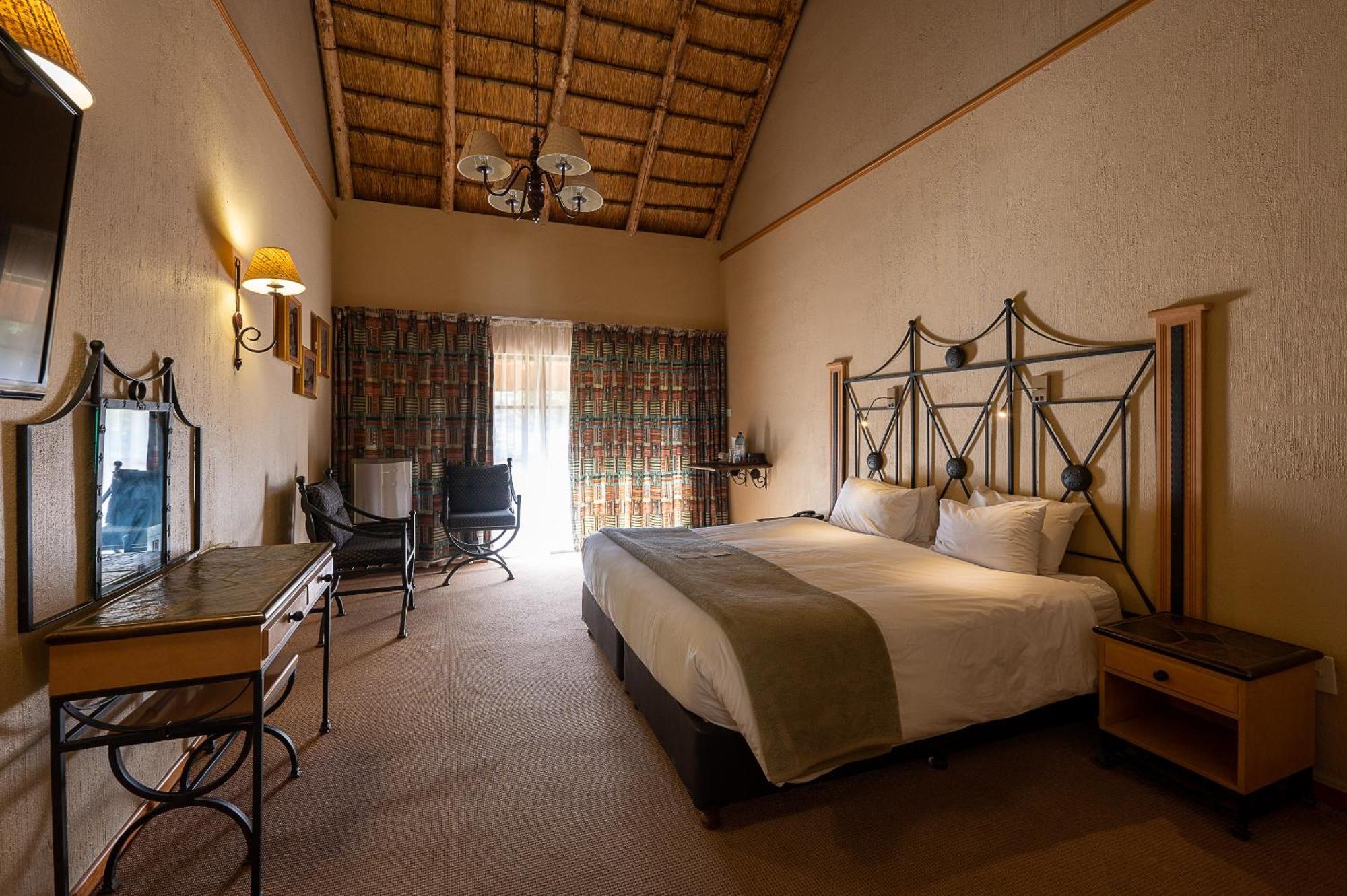 Cathedral Peak Hotel Winterton Zewnętrze zdjęcie